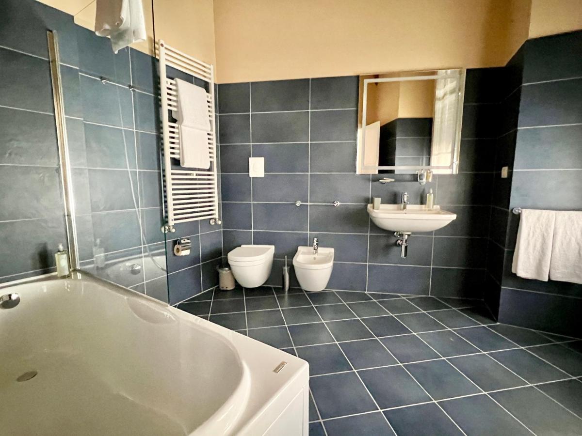 The Seven Suites Генуя Екстер'єр фото